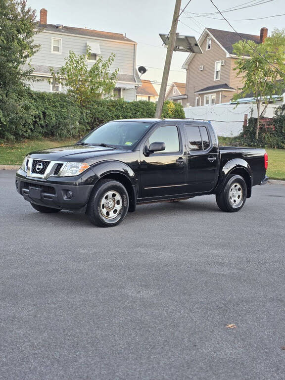 2011 Nissan Frontier S Crew Cab 4WD