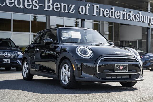 2022 MINI Cooper 2-Door Hatchback FWD