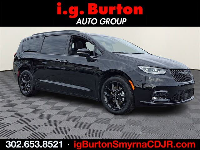 2026 Chrysler Pacifica Limited FWD