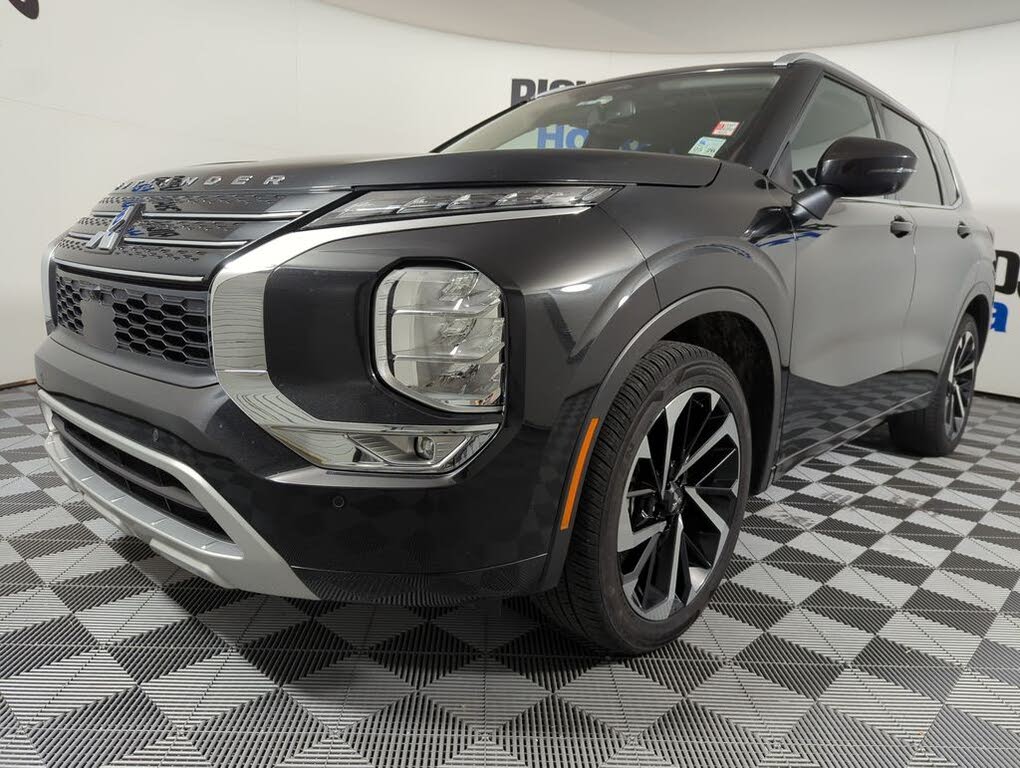 2024 Mitsubishi Outlander SEL FWD