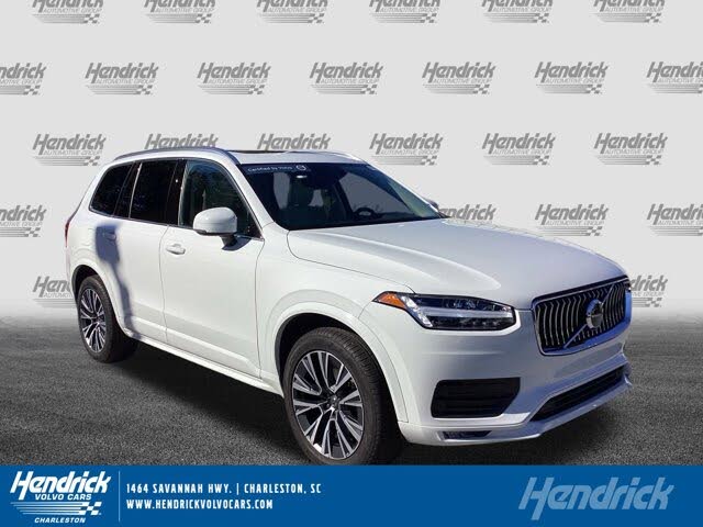 2022 Volvo XC90 T5 Momentum AWD