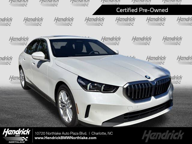 2025 BMW 5 Series 530i RWD