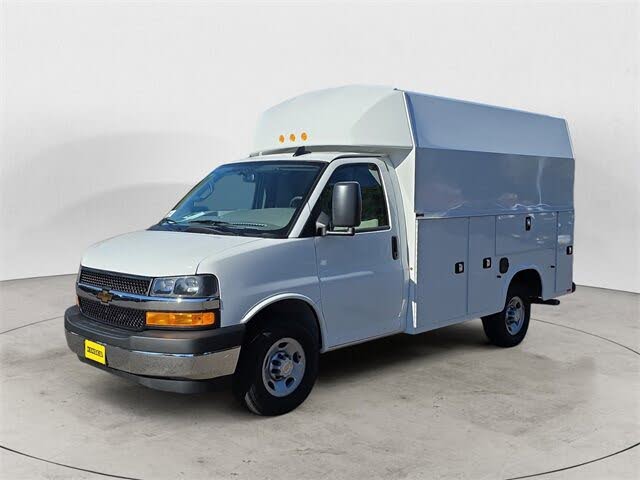 2025 Chevrolet Express Chassis 3500 Cutaway 139