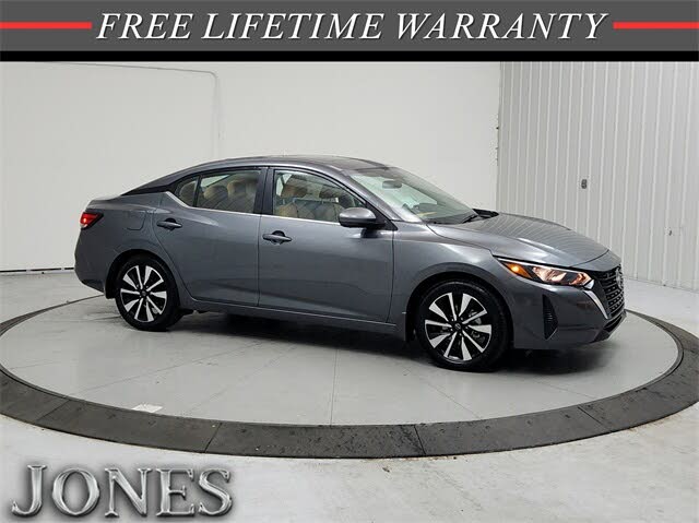 2025 Nissan Sentra SV FWD