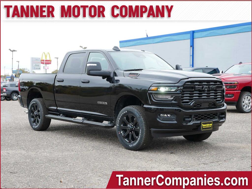 2026 RAM 3500 Big Horn Crew Cab 4WD