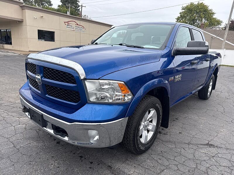 2015 RAM 1500 SLT Crew Cab 4WD