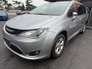 Chrysler Pacifica Touring L Plus FWD