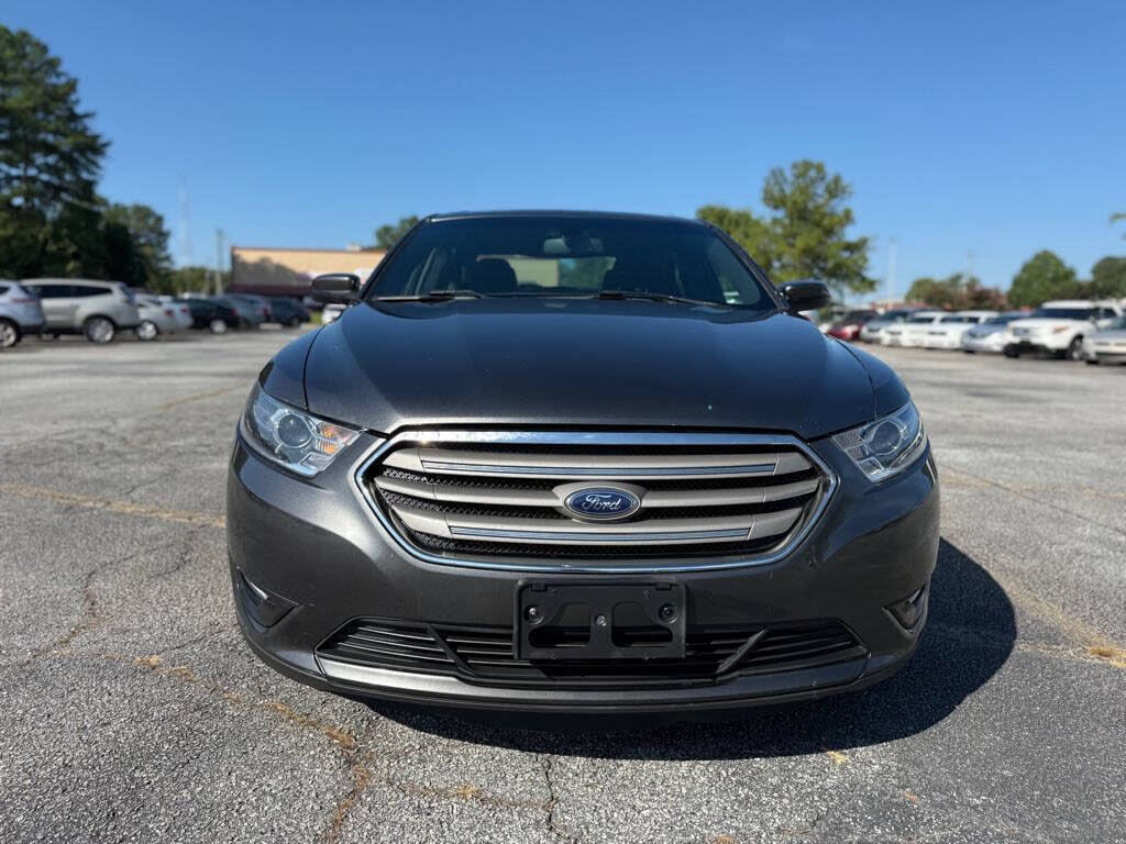 2017 Ford Taurus SEL