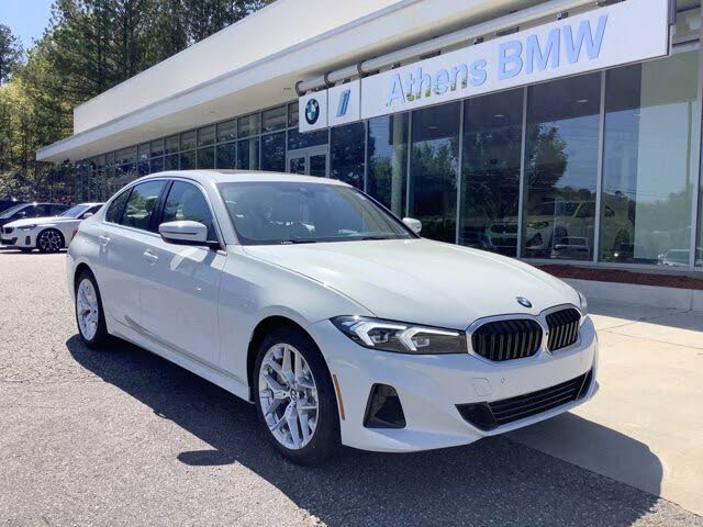 2025 BMW 3 Series 330i RWD