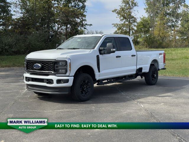 2026 Ford F-350 Super Duty XL Crew Cab 4WD