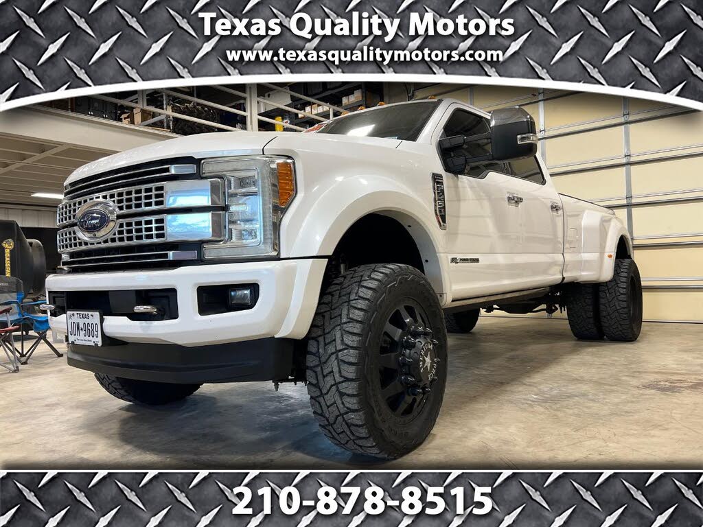 2017 Ford F-450 Super Duty Platinum Crew Cab LB DRW 4WD