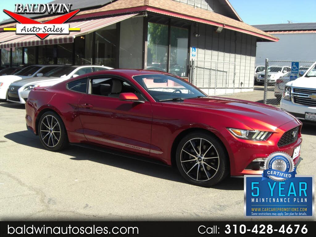 2017 Ford Mustang EcoBoost Coupe RWD