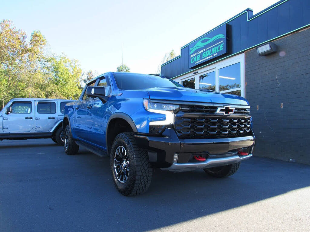 2023 Chevrolet Silverado 1500 ZR2 Crew Cab 4WD