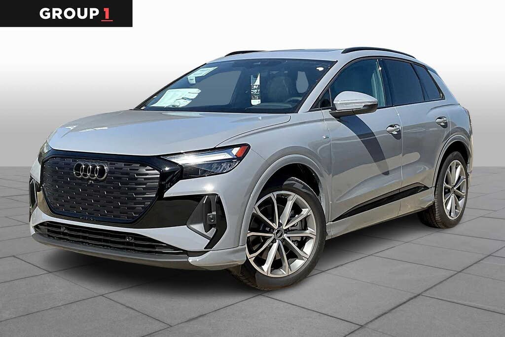 2026 Audi Q4 e-tron quattro Premium 55