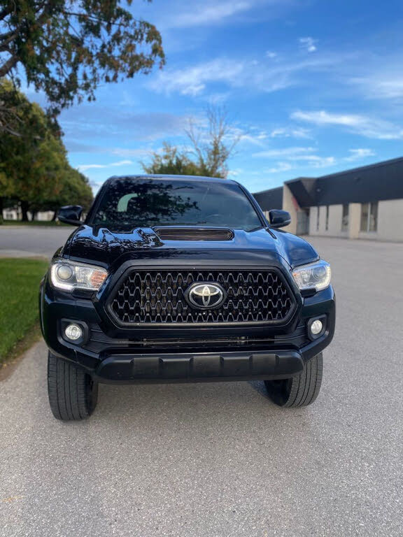 2019 Toyota Tacoma SR5 V6 Double Cab LB 4WD