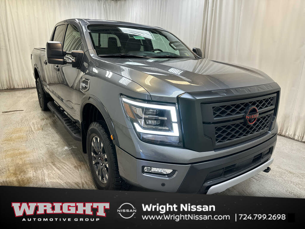 2024 Nissan Titan XD PRO-4X Crew Cab 4WD