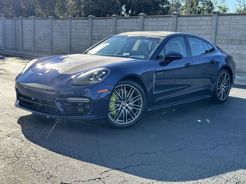 2023 Porsche Panamera 4 AWD