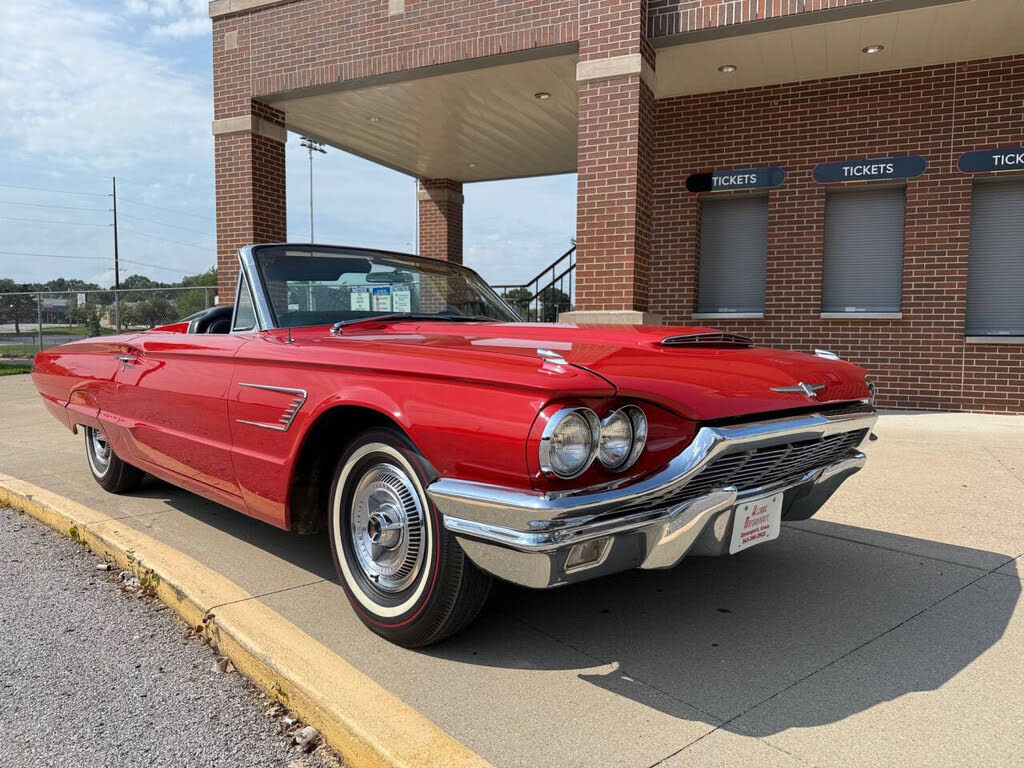 1965 Ford Thunderbird