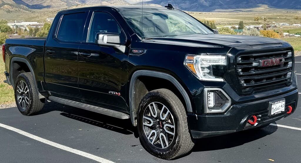 2021 GMC Sierra 1500 AT4 Crew Cab 4WD