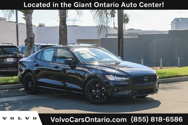 2024 Volvo S60 B5 Plus Black Edition AWD