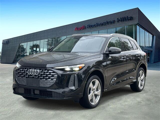 2025 Audi Q5 quattro Premium Plus 40 TFSI