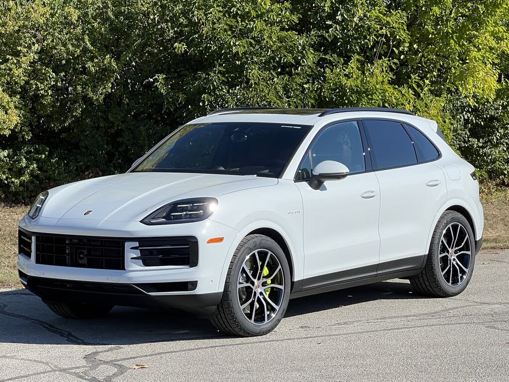 2026 Porsche Cayenne S AWD