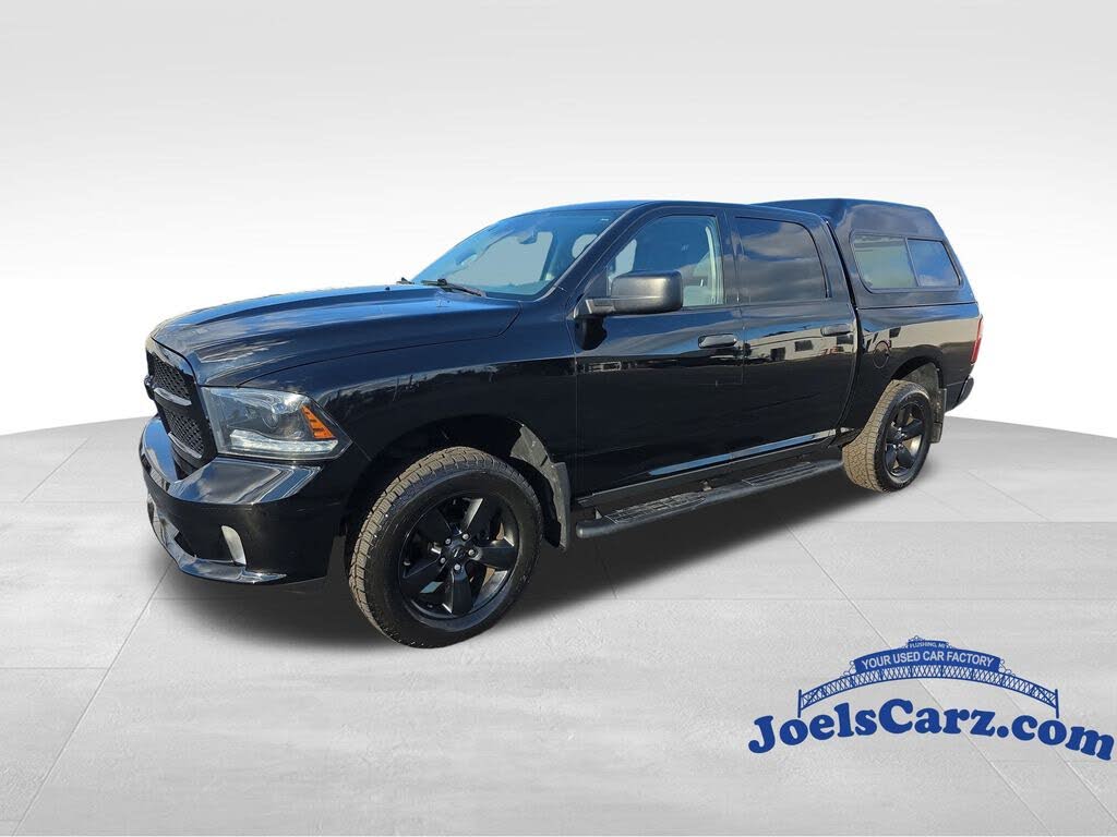 2015 RAM 1500 Express Crew Cab 4WD