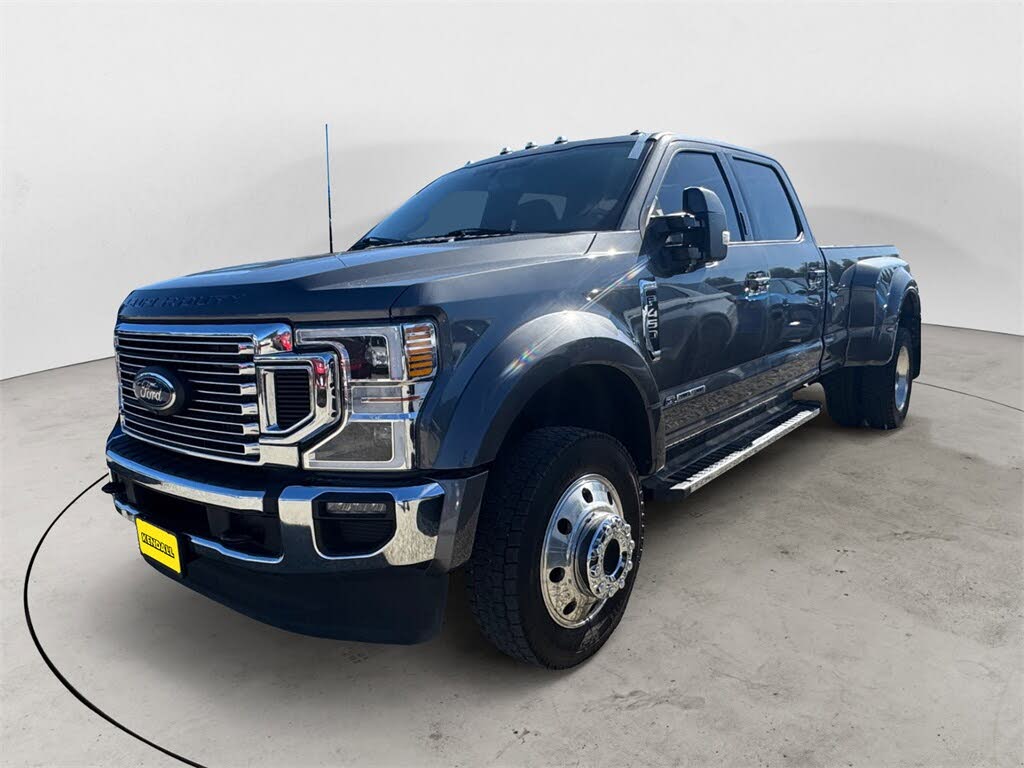 2022 Ford F-450 Super Duty Lariat Crew Cab LB DRW 4WD