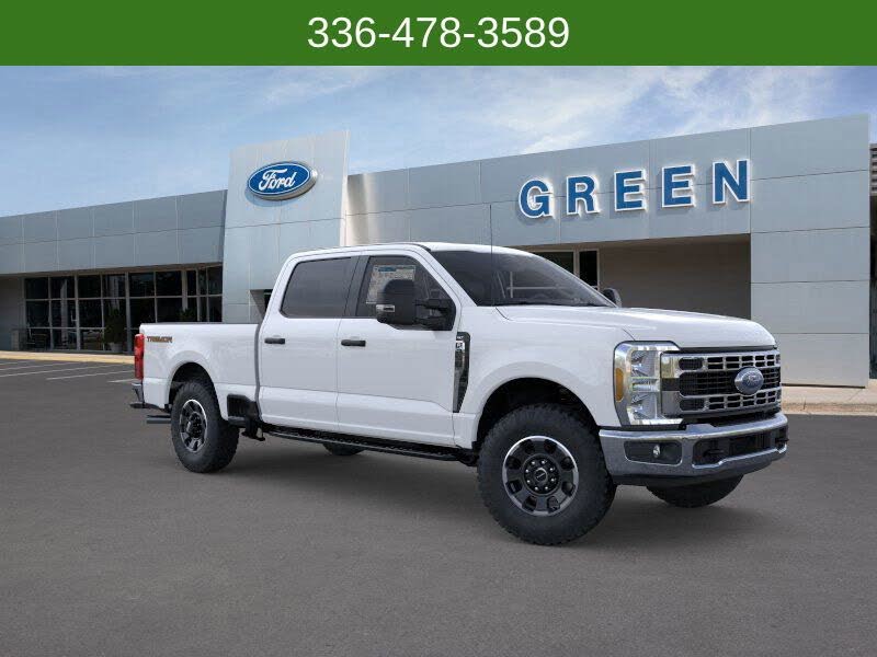 2025 Ford F-250 Super Duty XLT Crew Cab 4WD