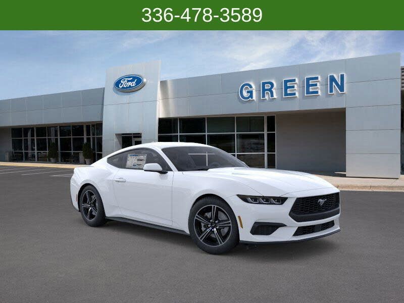 2025 Ford Mustang EcoBoost Fastback RWD