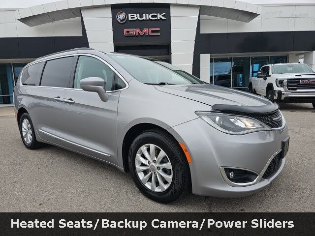 2017 Chrysler Pacifica Touring L FWD