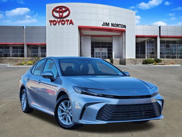 2025 Toyota Camry LE AWD
