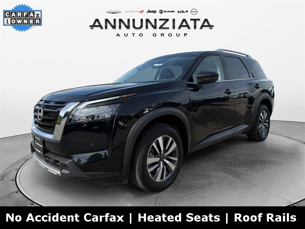 2025 Nissan Pathfinder SL 4WD