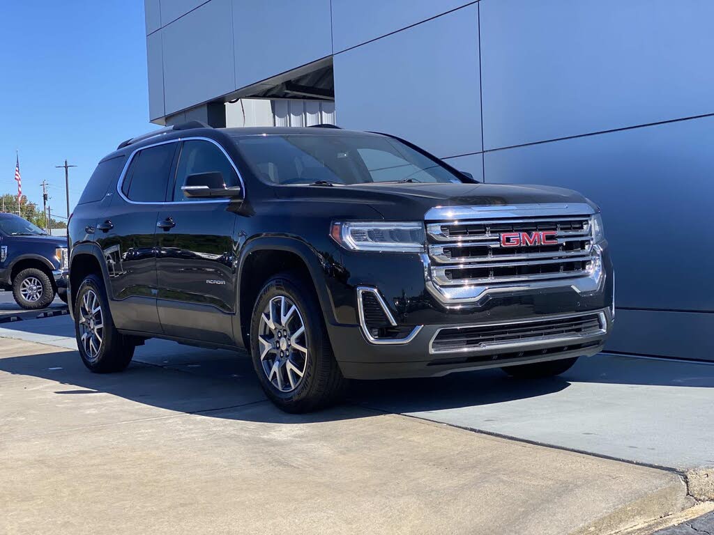 2023 GMC Acadia SLT FWD