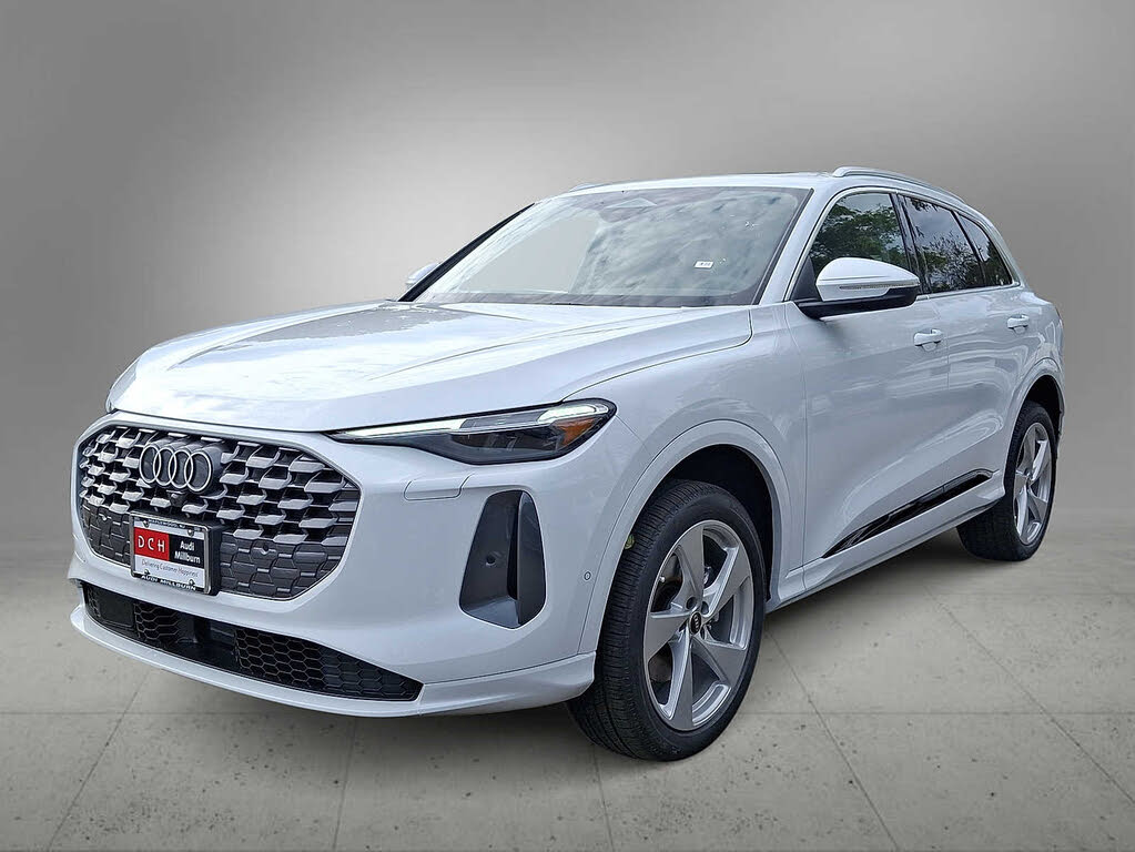 2025 Audi Q5 quattro Premium Plus 40 TFSI