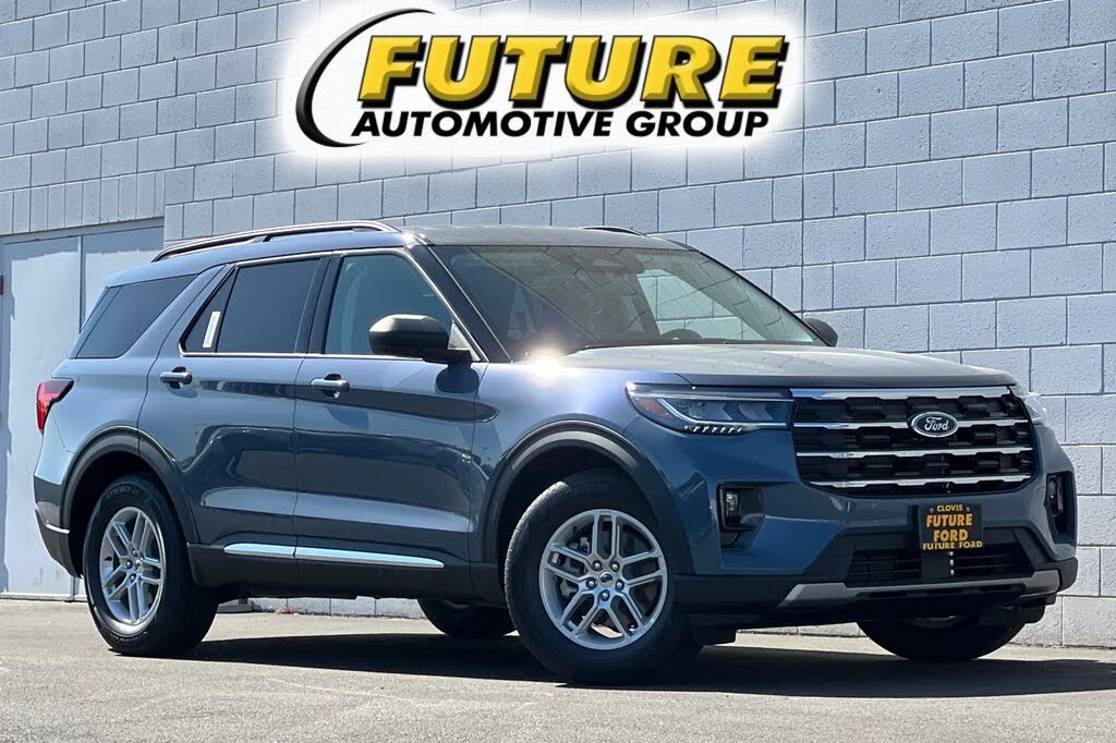 2025 Ford Explorer Active RWD