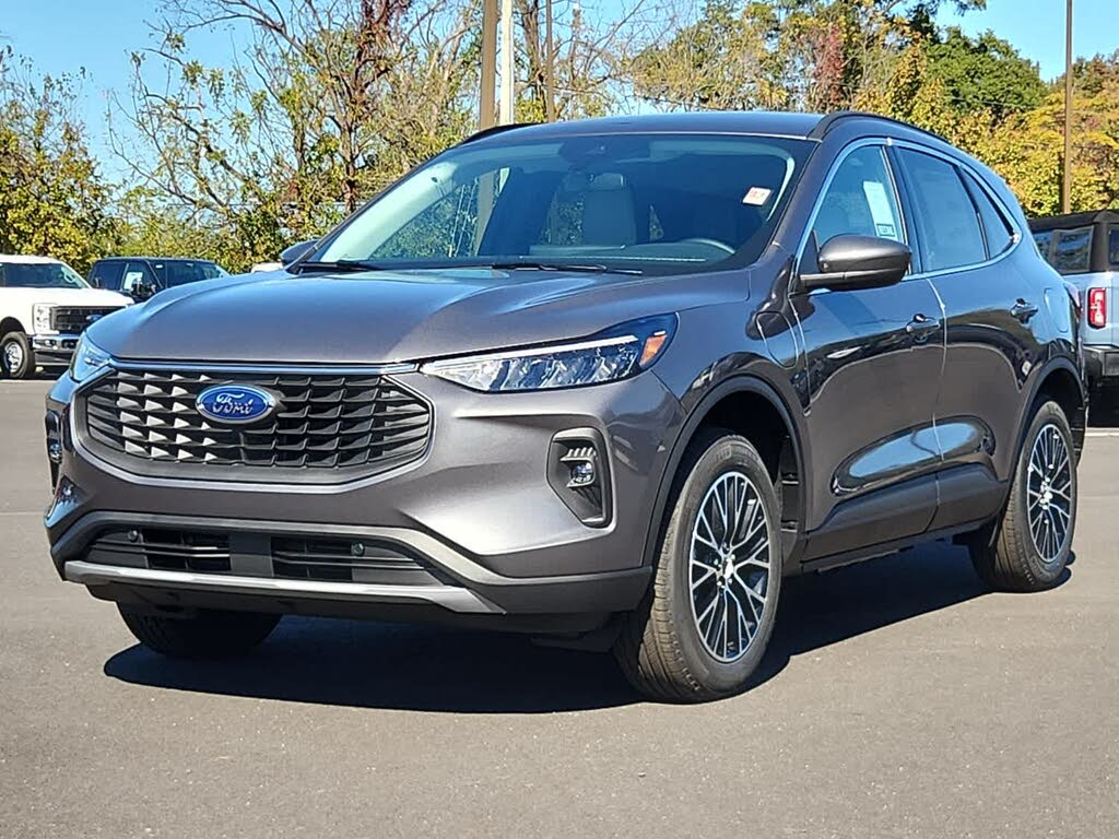 2026 Ford Escape Hybrid Plug-in FWD