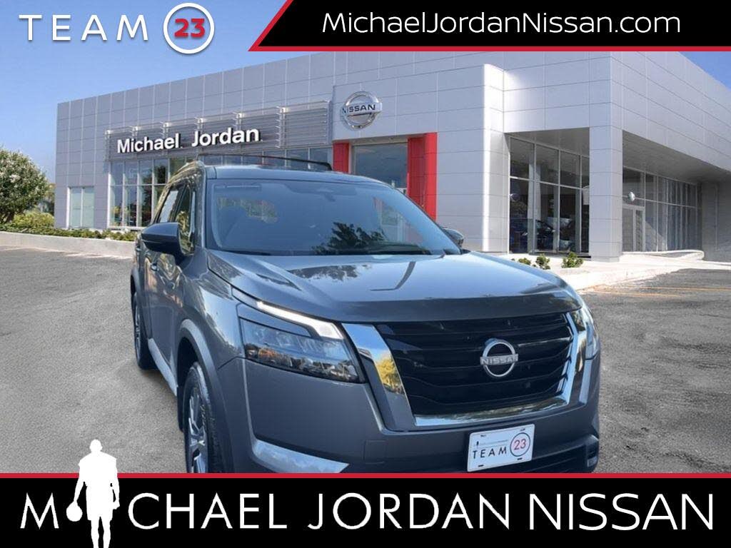 2024 Nissan Pathfinder SV FWD