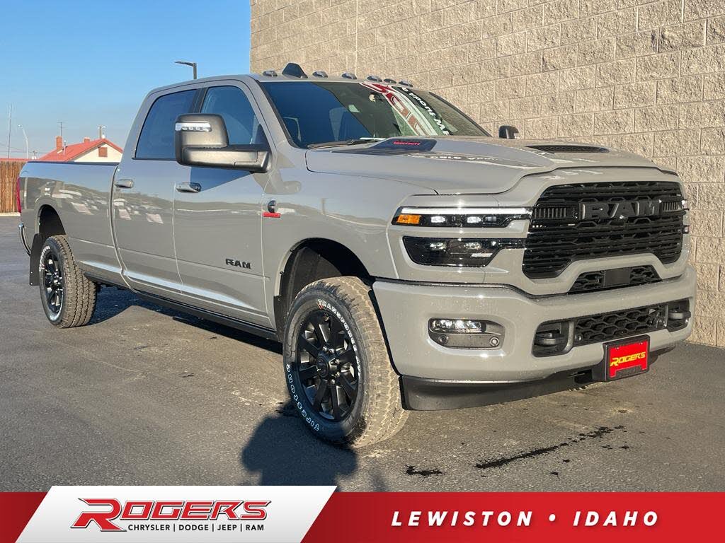 2026 RAM 2500 Laramie Crew Cab LB 4WD