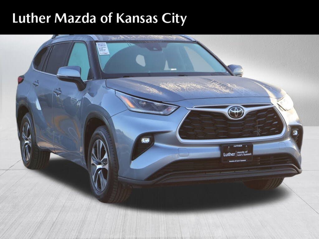 2021 Toyota Highlander XLE FWD