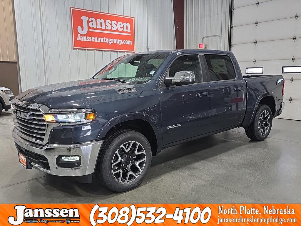 2026 RAM 1500 Laramie Crew Cab 4WD
