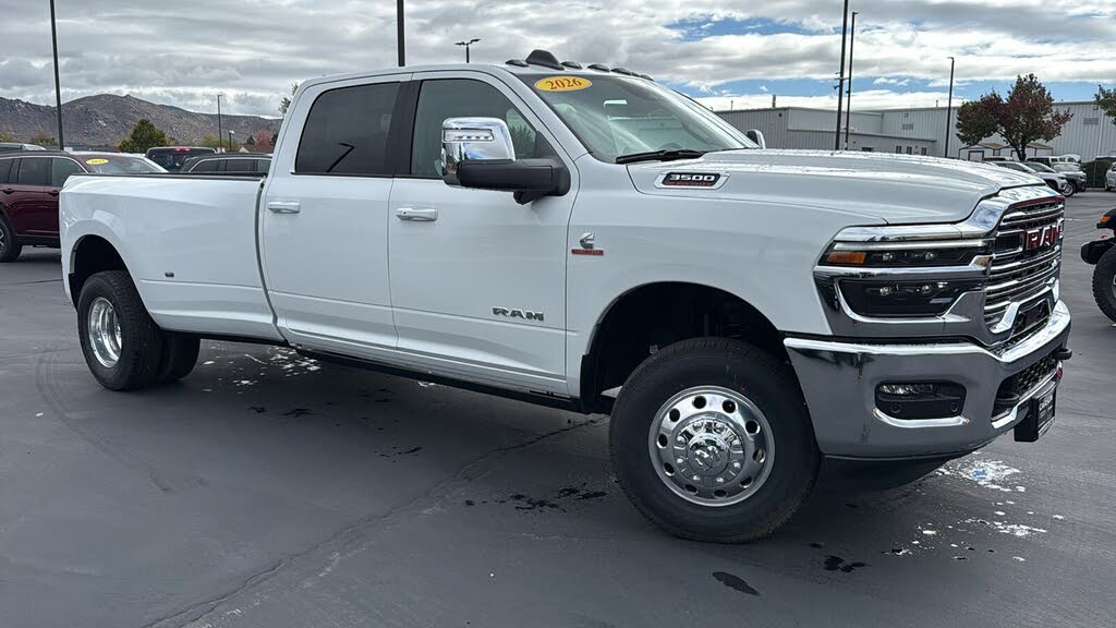 2026 RAM 3500 Laramie Crew Cab LB DRW 4WD