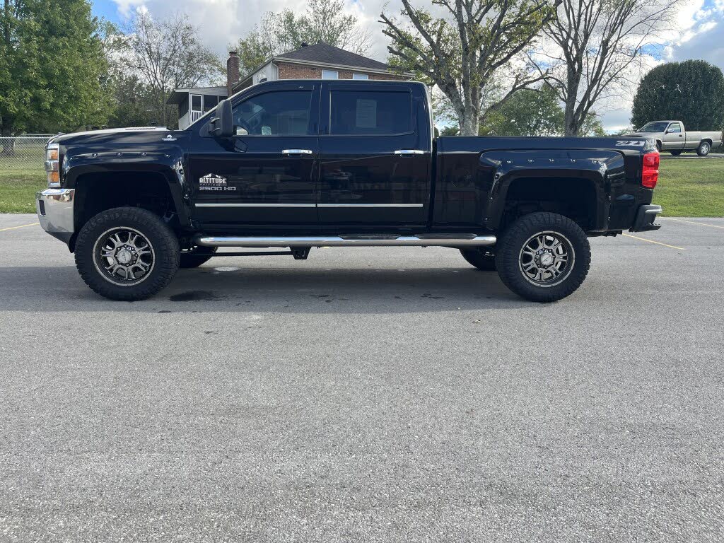 2015 Chevrolet Silverado 2500HD LTZ Crew Cab 4WD