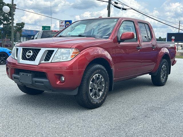 2018 Nissan Frontier PRO-4X Crew Cab 4WD