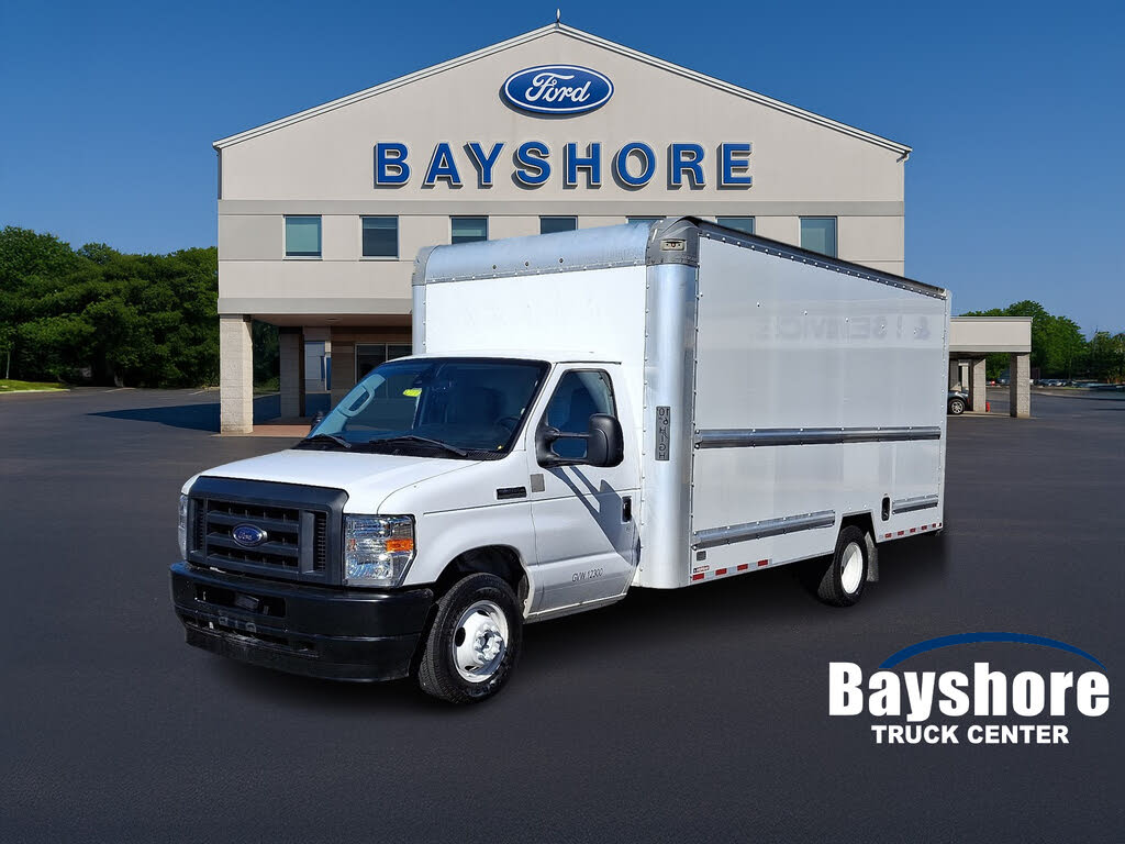 2021 Ford E-Series Chassis E-350 SD Cutaway SB RWD