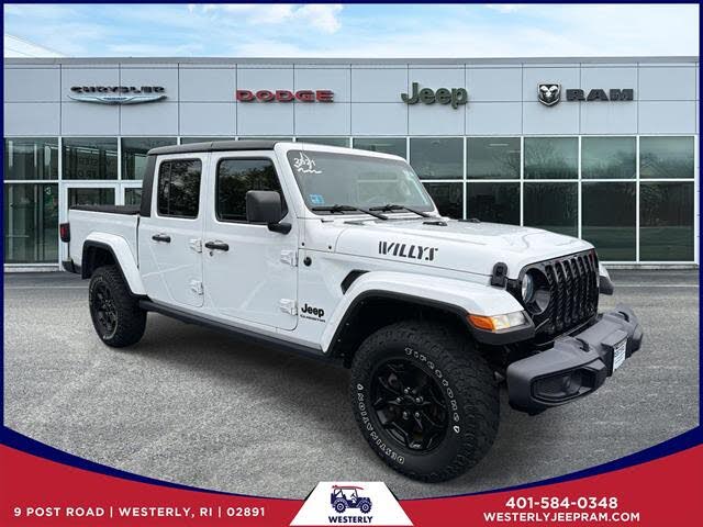 2021 Jeep Gladiator Willys Crew Cab 4WD