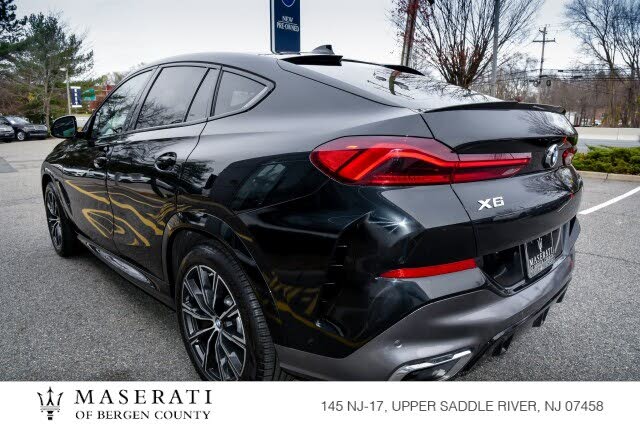 2022 BMW X6 xDrive40i AWD