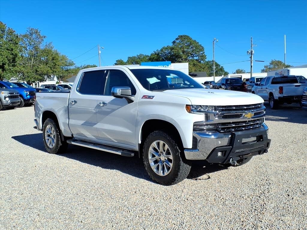 2022 Chevrolet Silverado 1500 LTZ Crew Cab 4WD
