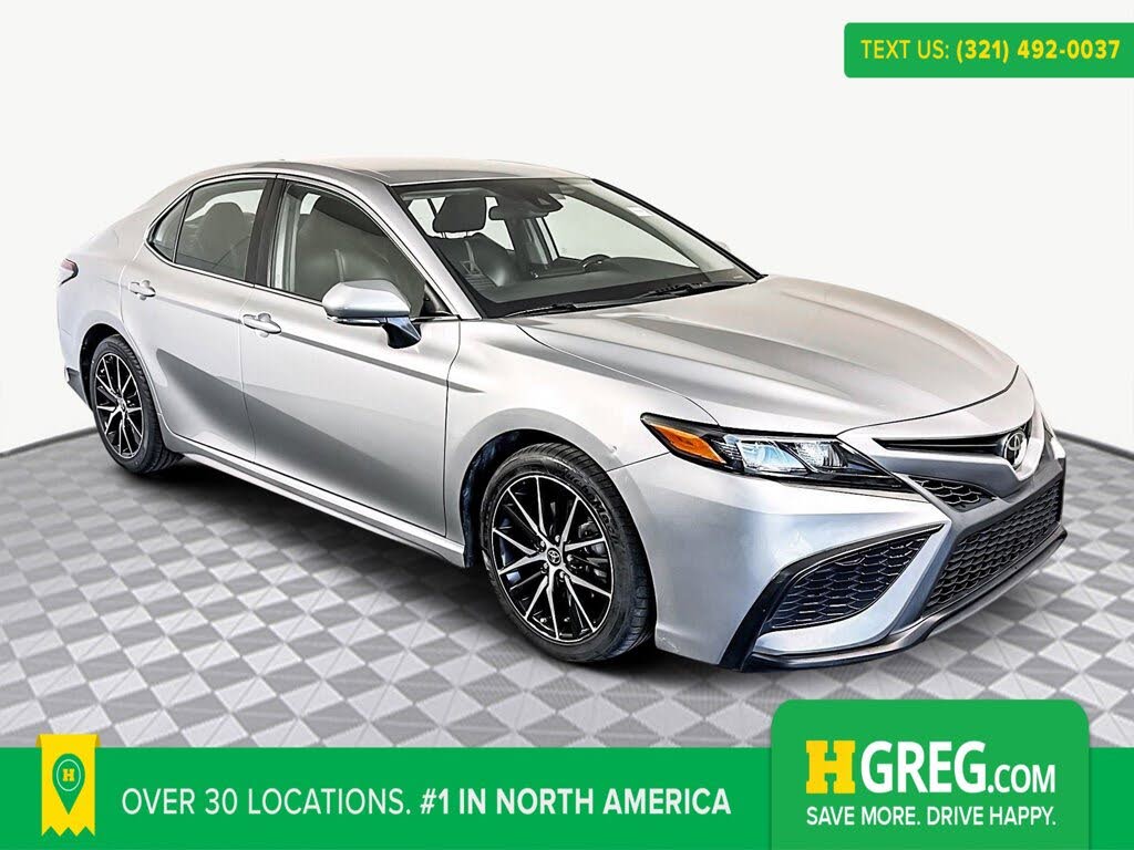 2023 Toyota Camry SE Nightshade FWD