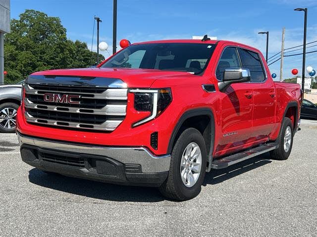 2024 GMC Sierra 1500 SLE Crew Cab RWD